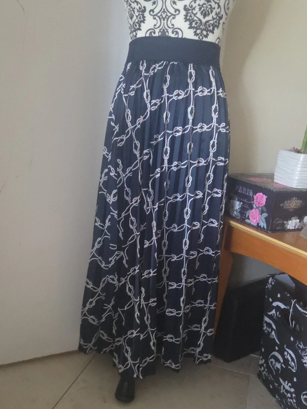 Women’s Navy Blue Maxi Skirt with White Rope Print